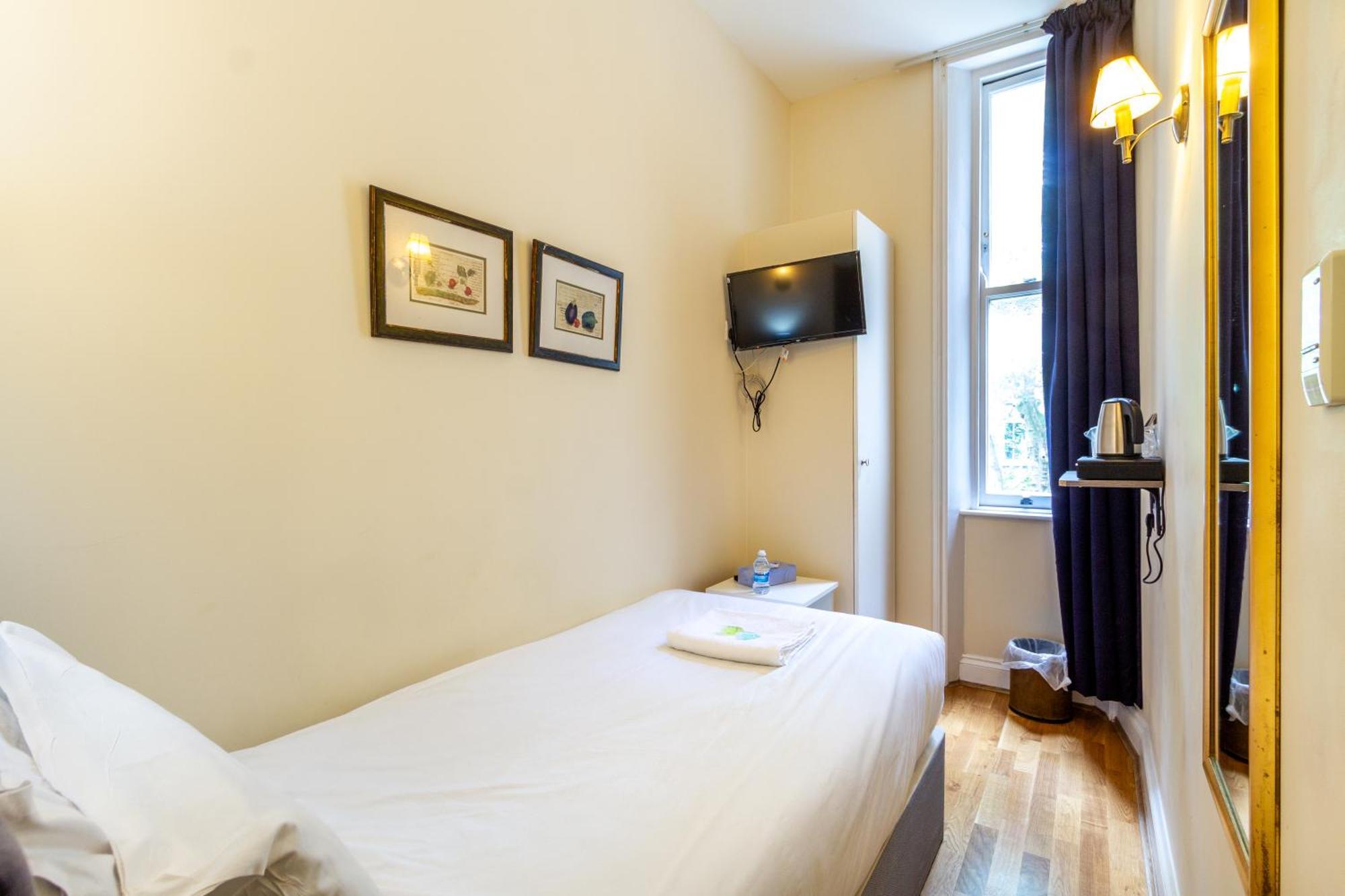 Coronation Hotel London Luaran gambar