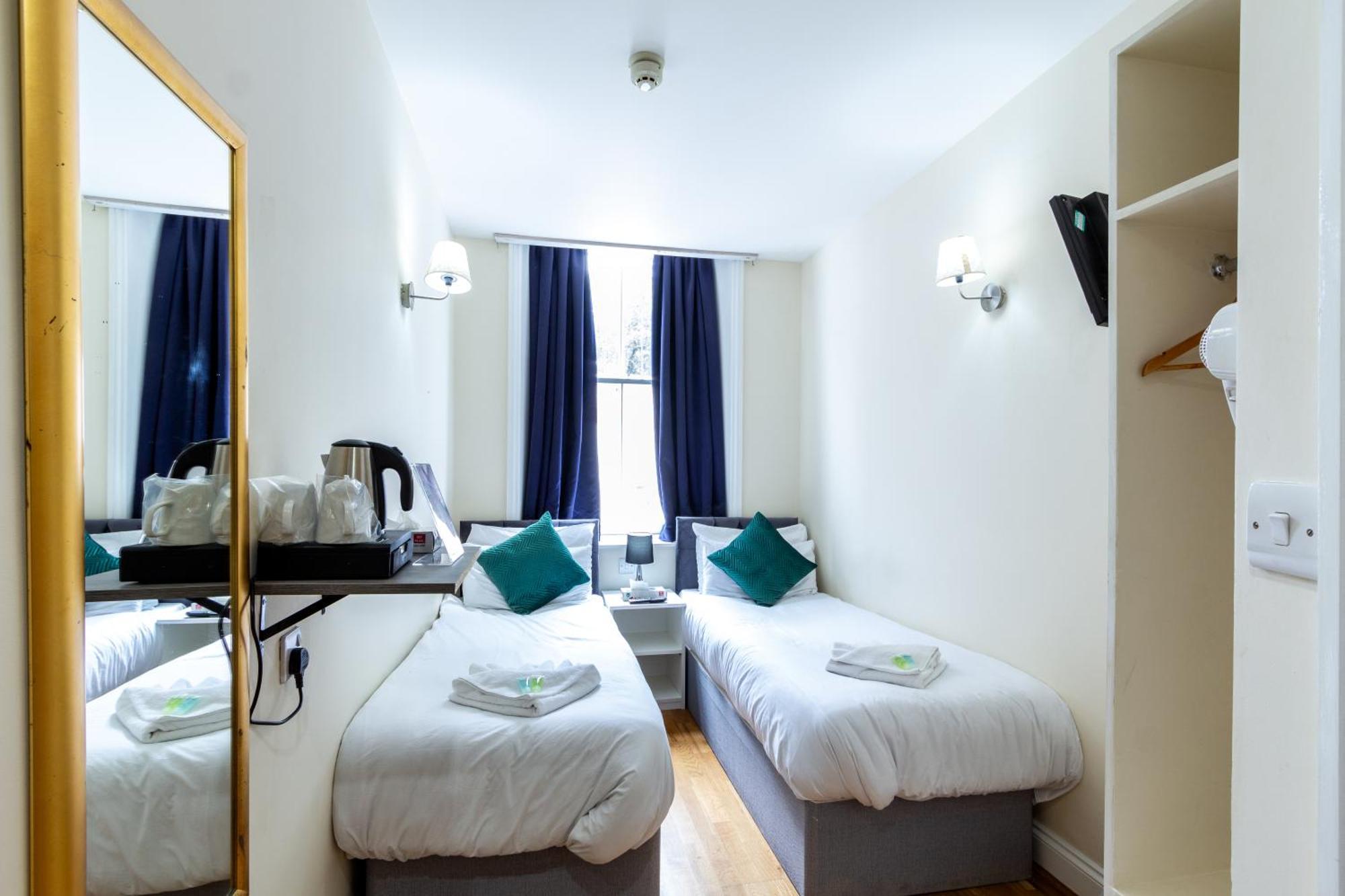 Coronation Hotel London Luaran gambar